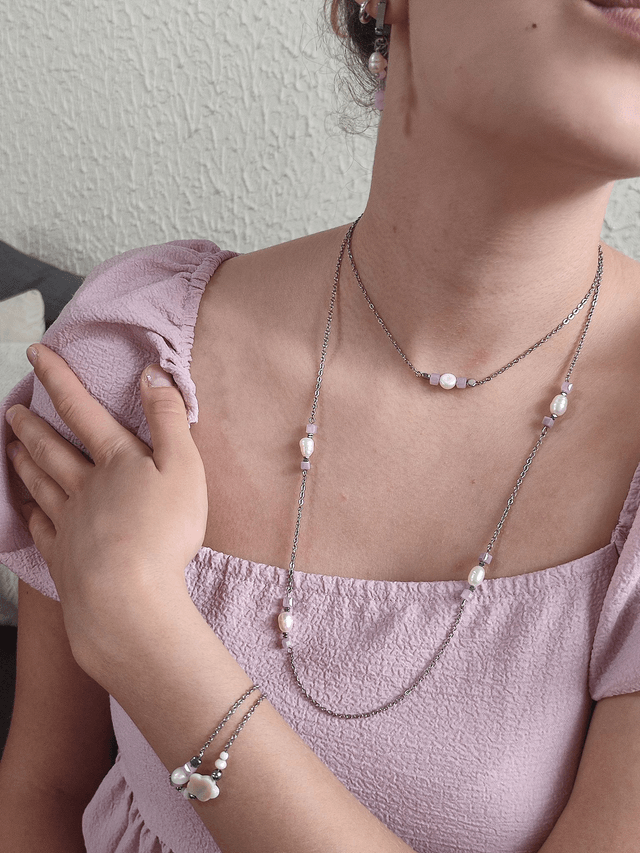 Lily (collier)